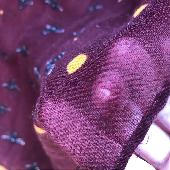 Libby Edelman Infinity Scarf - Picture 10 of 12